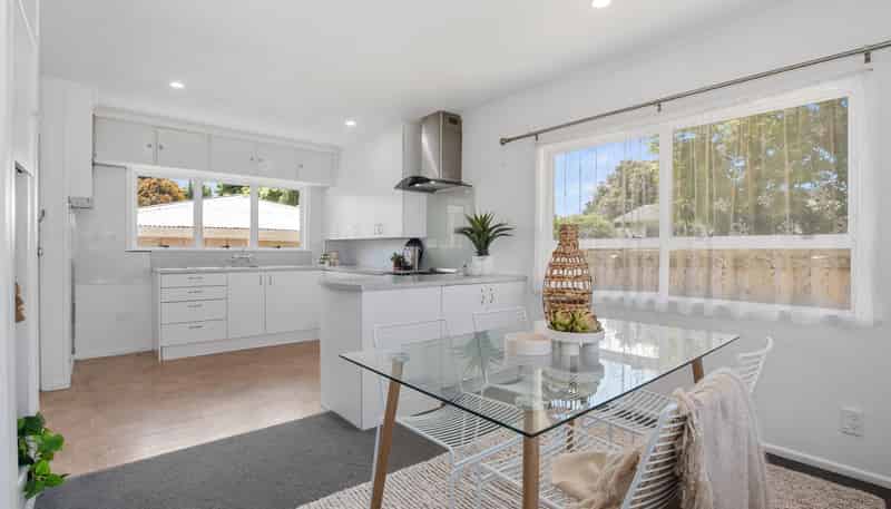 60 Western Hills Drive, Kensington