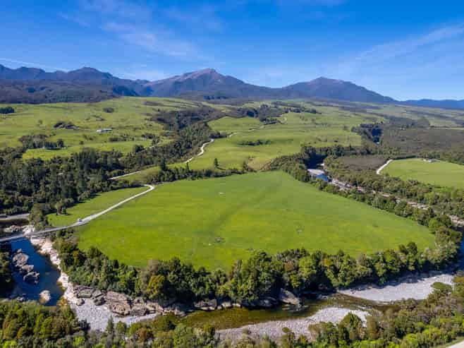 153 Quartz Range Road, Bainham