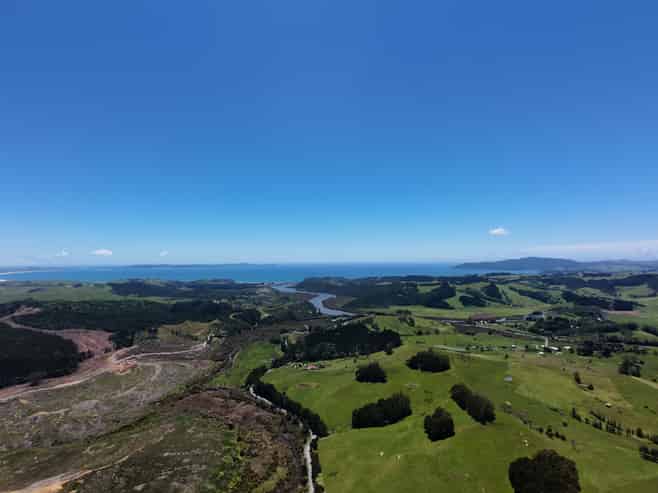 100 Paranui Road, Taipa