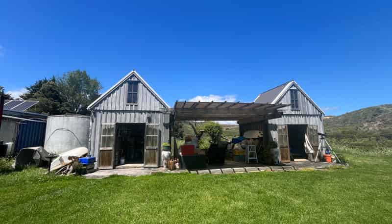 100 Paranui Road, Taipa