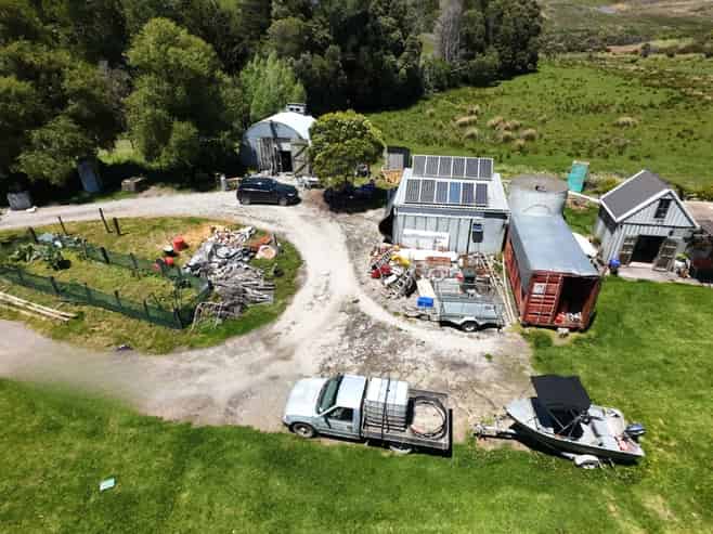 100 Paranui Road, Taipa