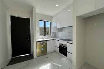 18D Addington Avenue, Manurewa