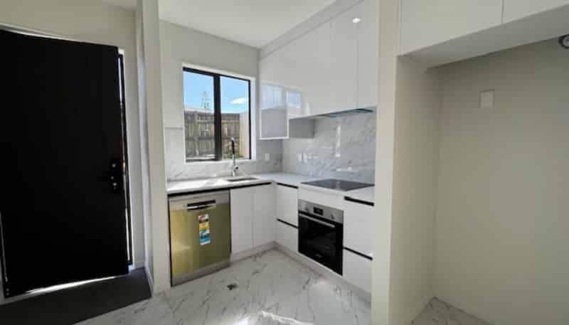 18D Addington Avenue, Manurewa