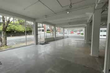 Flexible Space with Profile - Upper Queen