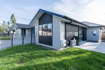 2/7 St Pauls Road, Chartwell