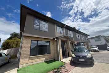 31A Helleur Road, Massey