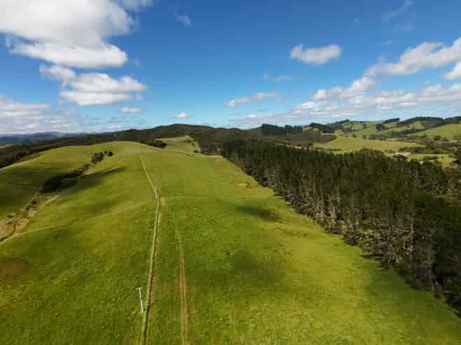 37 Taumata Road, Taipa