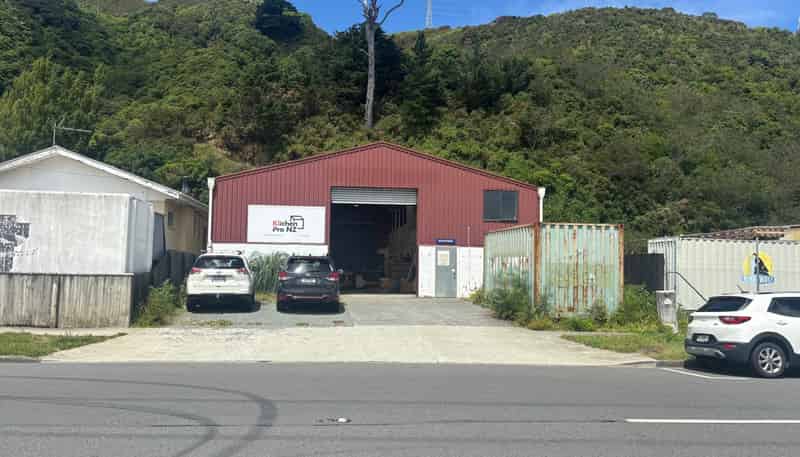 122 Gracefield Road, Hutt Central