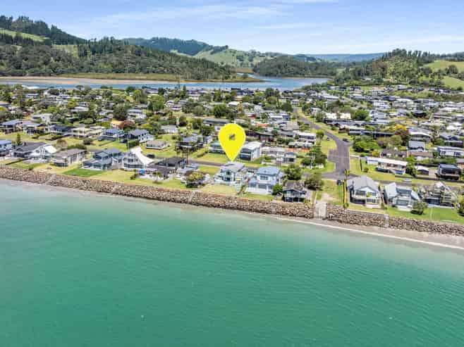 137 Captain Cook Road, Cooks Beach