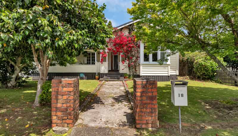 18 Donald Street, Regent