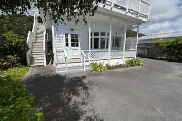 2/14 Oroua Street, Eastbourne