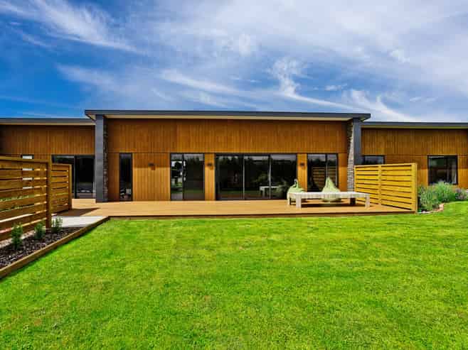 22 Glenda Place, Seaward Bush