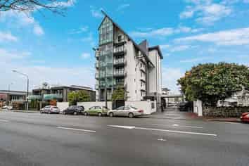 6/12 Latimer Square, Christchurch Central