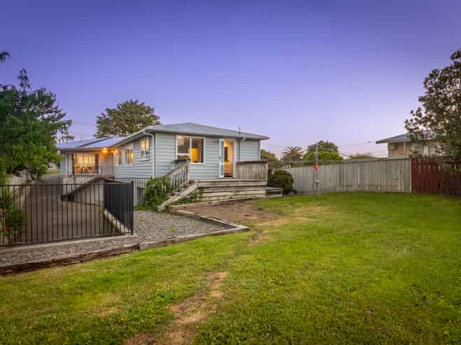49 Gray Avenue, Paraparaumu Beach