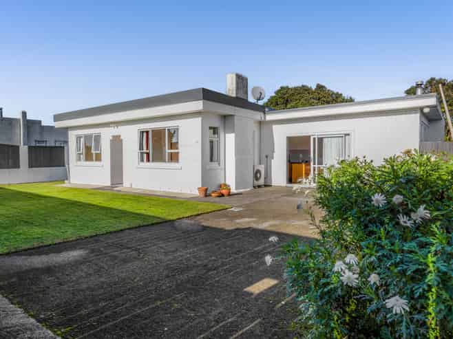 62 Gisborne Terrace, Opunake