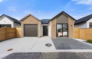 12 Bannockburn Road, Papakura