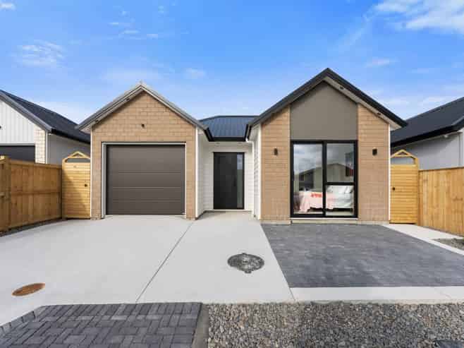 12 Bannockburn Road, Papakura