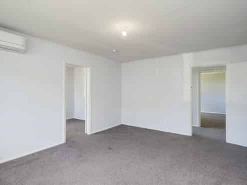 24 Lithgow Place West, Glengarry