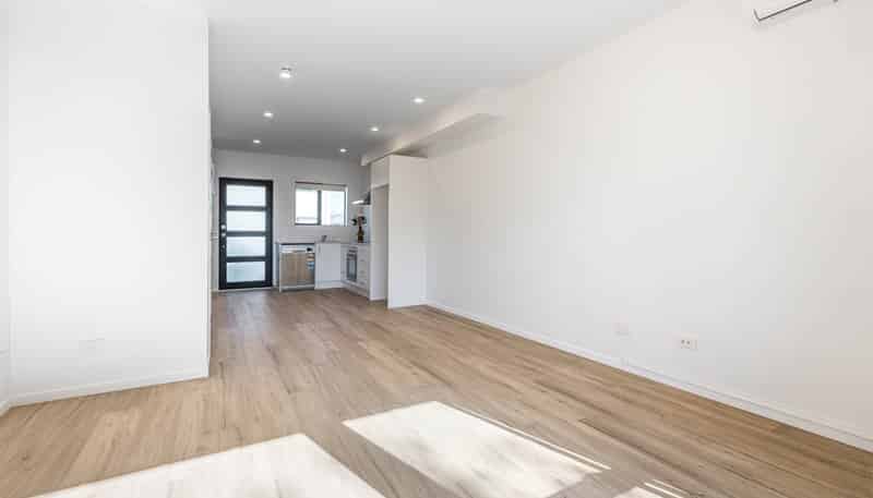 13 Eileen Newey Place, Henderson