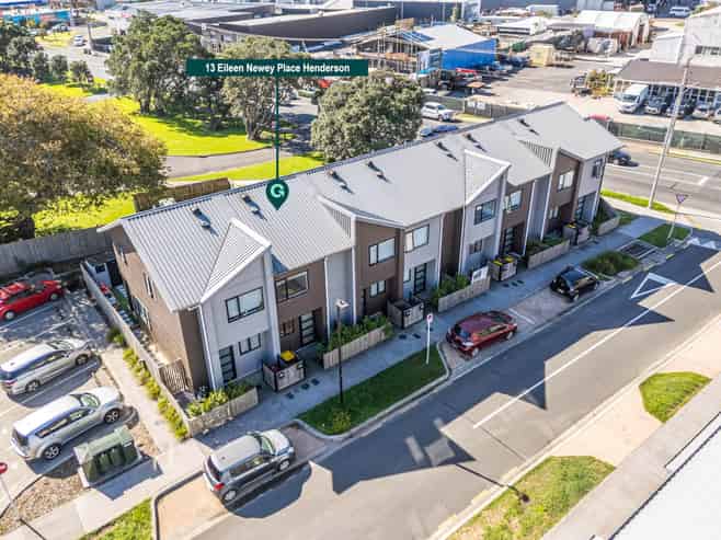 13 Eileen Newey Place, Henderson