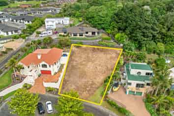 32 Magnolia Avenue, Kamo