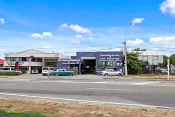 601m2* High Profile Industrial Space in Addington