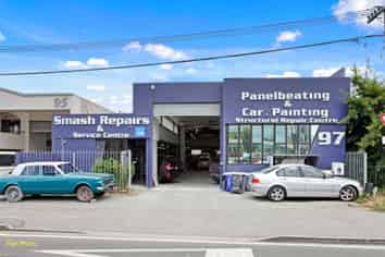 601m2* High Profile Industrial Space in Addington