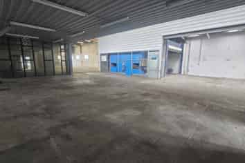 601m2* High Profile Industrial Space in Addington