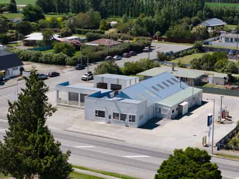 Prime Commercial Opportunity With Fixed Fuel Lease