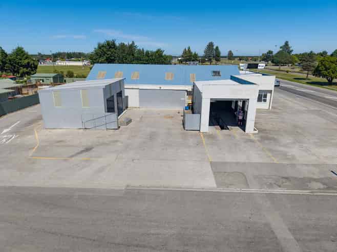 Prime Commercial Opportunity With Fixed Fuel Lease