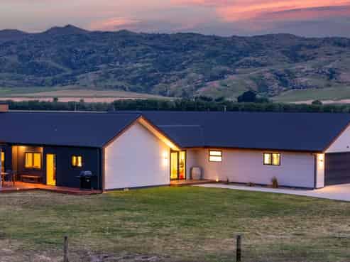 4062 Becks-Lauder Road, Becks