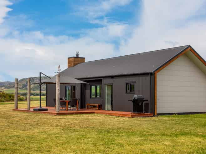 4062 Becks-Lauder Road, Becks