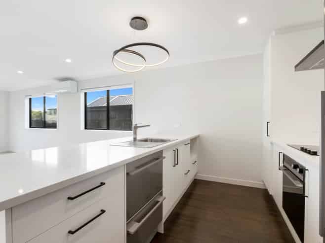 26 Kotuitui Drive, Orewa