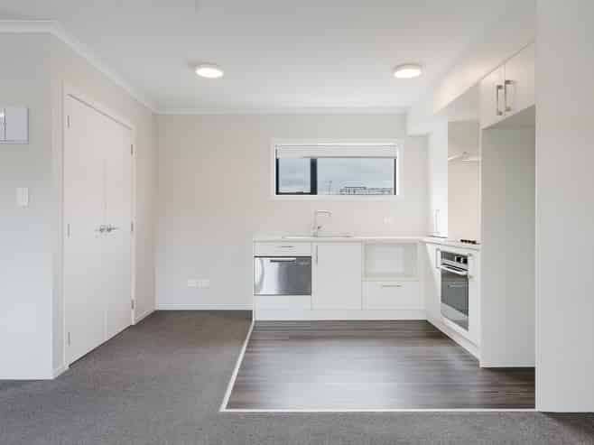 106/17 Vialou Street, Hamilton Central