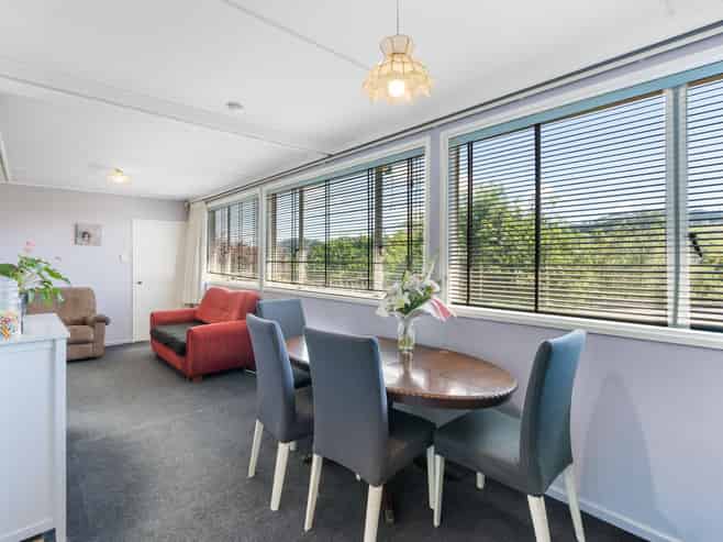 96 Main South Road, Green Island