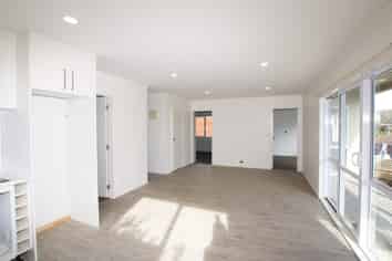 A/306 Sunset Road, Mairangi Bay