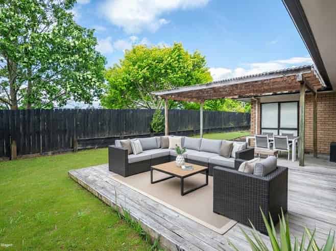 12 Kanuka Way, Albany