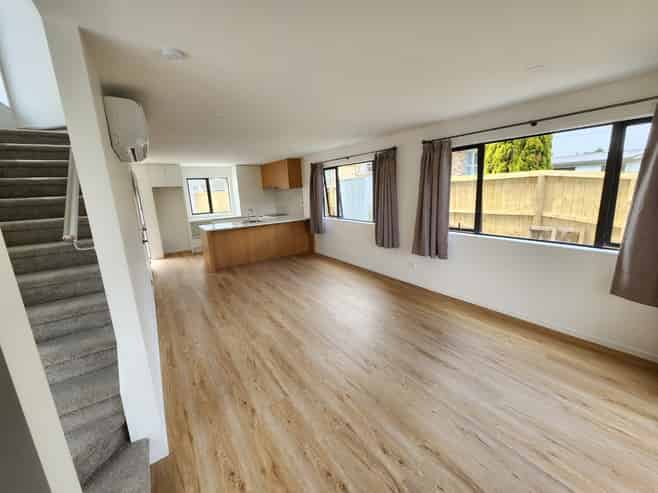 7/8 Short Street, Papakura