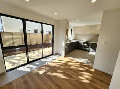 10/25 Manse Road, Pahurehure