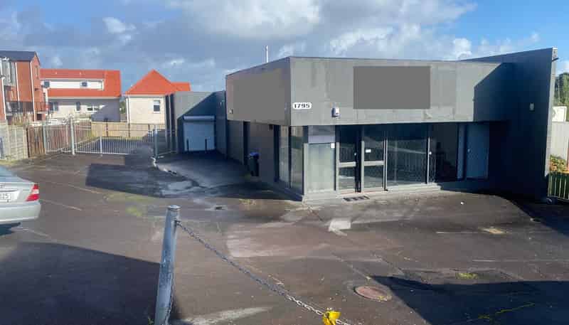  1795 Great North Road, Avondale