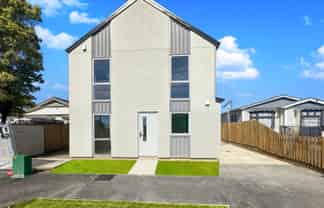 5/14 Clive Street, Phillipstown