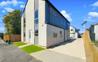 5/14 Clive Street, Phillipstown