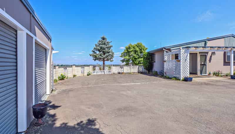 4/34 Busby Hill, Havelock North