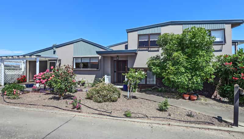 4/34 Busby Hill, Havelock North