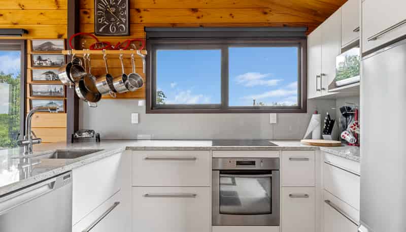 21 Tui Street, Hilltop