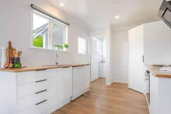 43 Swinburn Street, Dannevirke