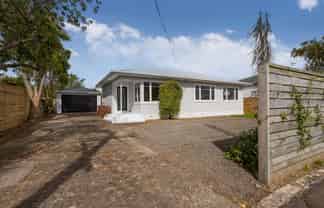 43 Swinburn Street, Dannevirke