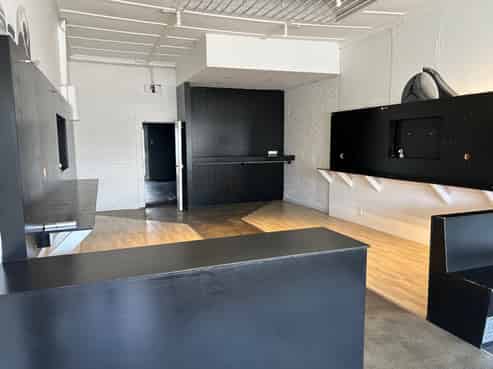 Leasing with profile on Latham