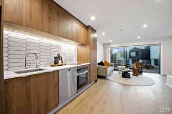 7/98 Walker Road, Point Chevalier