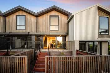 7/98 Walker Road, Point Chevalier